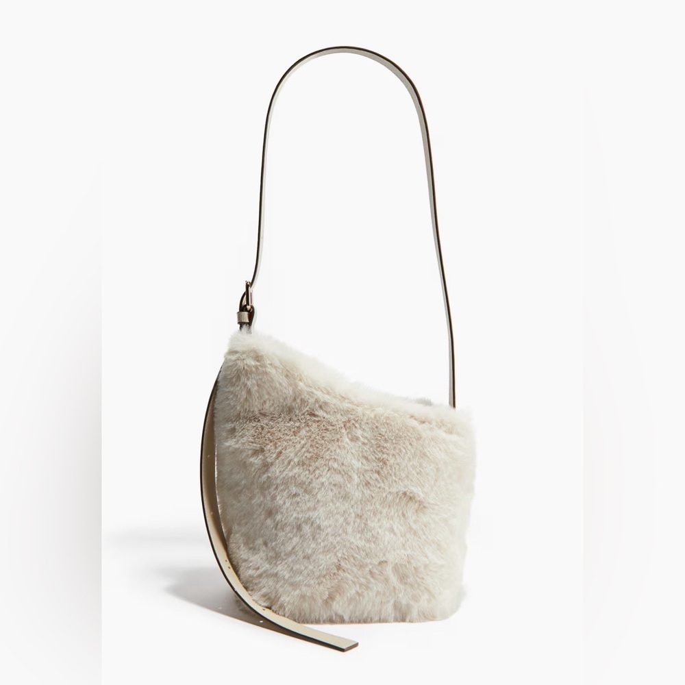 H&M Matching Cream Fur Bucket Hat & Purse Bundle - Picture 2 of 4